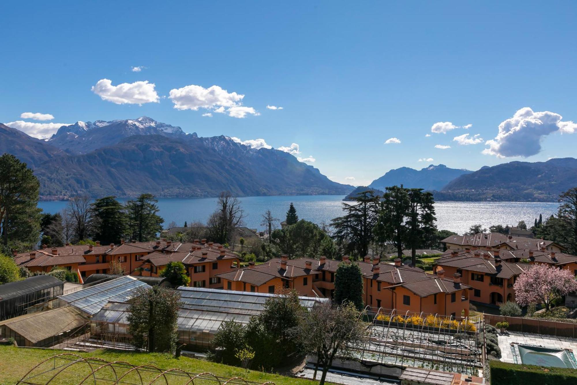 Il Panorama Di Forster Apartment เมนาจโจ ภายนอก รูปภาพ