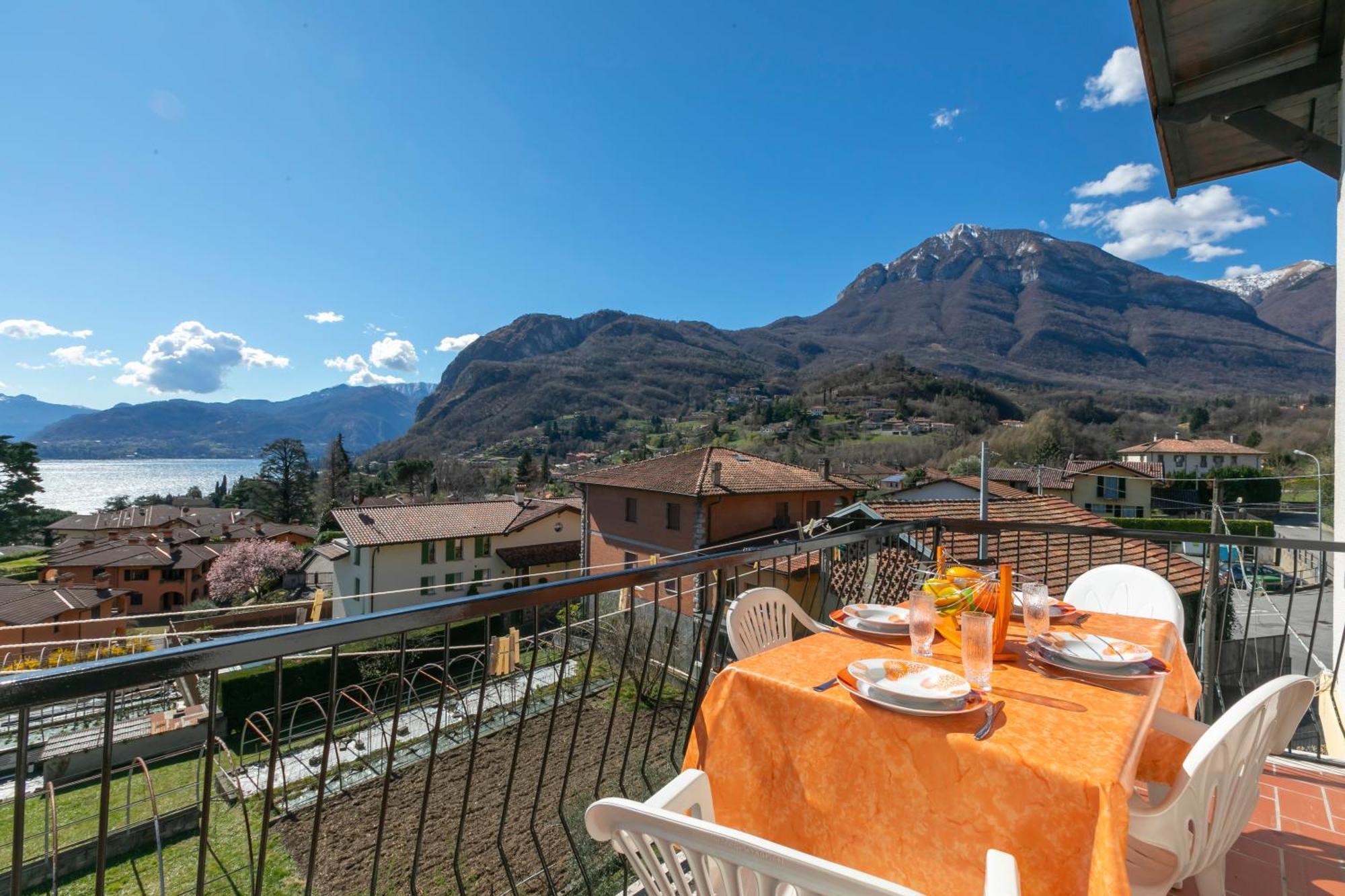Il Panorama Di Forster Apartment เมนาจโจ ภายนอก รูปภาพ